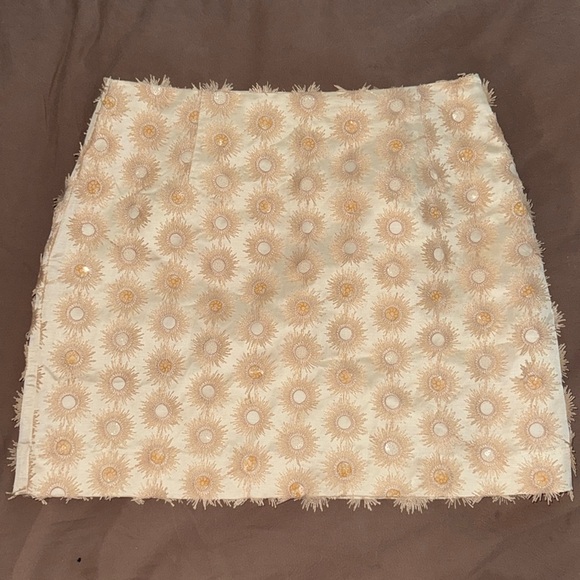 Skirt - Picture 1 of 4
